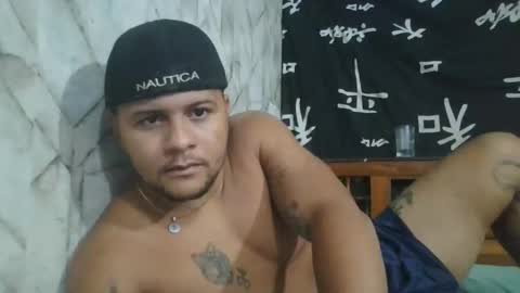 zues_gle25 online show from April 29, 10:38 pm