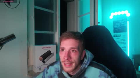 Zuzmoe online show from December 3, 10:27 pm