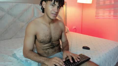 zyan_moreno online show from December 18, 6:37 pm