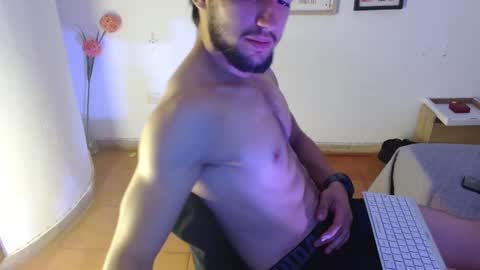 Snapshot of zyon_benet1 chatting on October 2, 2:32 pm Zyon online show from October 2, 2:32 pm