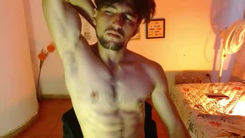 Snapshot of zyon_benet1 chatting on October 14, 2:13 pm Zyon online show from October 14, 2:13 pm