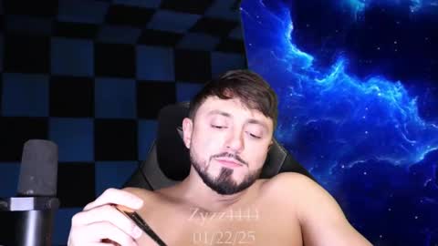 Snapshot of zyzz4444 chatting on January 22, 3:07 pm Greek God online show from January 22, 3:07 pm