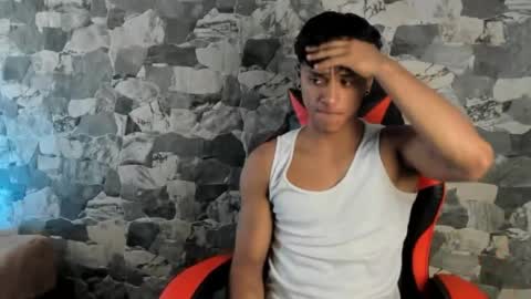 zyzz_1812 online show from April 25, 10:18 pm