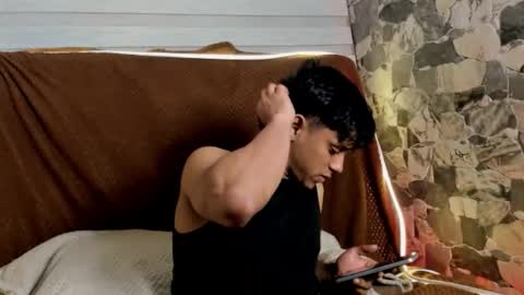 zyzz_1812 online show from February 5, 7:04 am