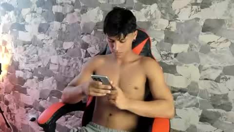 zyzz_1812 online show from June 30, 7:15 pm
