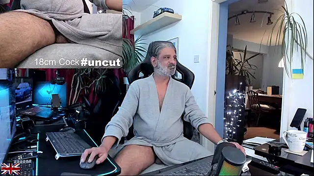 OnlineBossUK online show from December 13, 11:22 pm