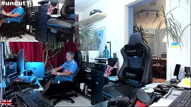 Snapshot of OnlineBossUK chatting on October 17, 7:29 pm OnlineBossUK online show from October 17, 7:29 pm