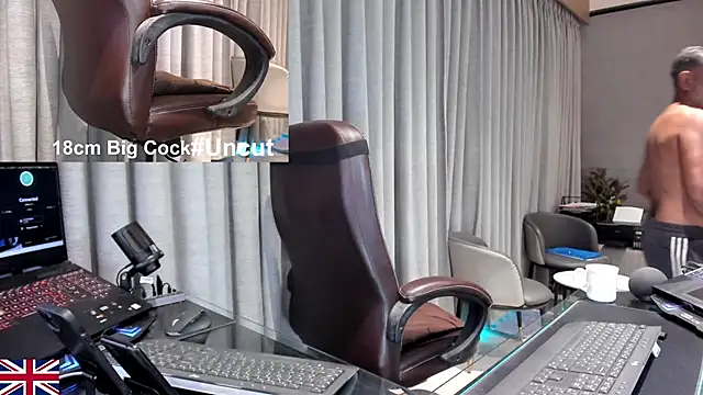 OnlineBossUK online show from June 18, 3:17 pm