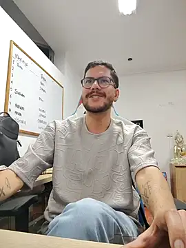 AndyHepburn online show from December 14, 12:50 am