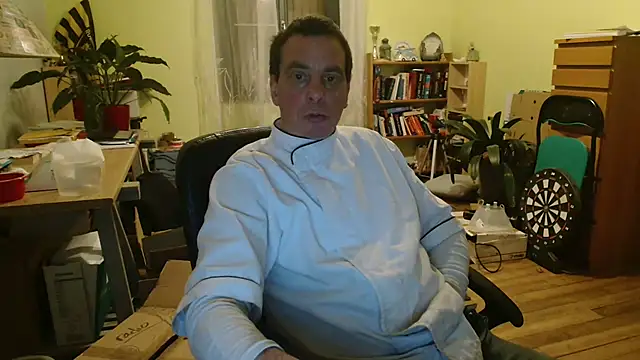 Snapshot of cloupefun chatting on January 13, 5:44 am cloupefun online show from January 13, 5:44 am