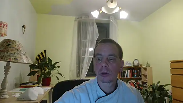 Snapshot of cloupefun chatting on December 6, 4:36 am cloupefun online show from December 6, 4:36 am