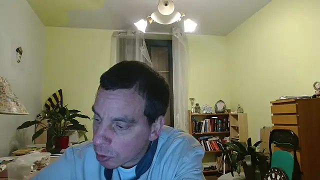 Snapshot of cloupefun chatting on January 17, 5:42 am cloupefun online show from January 17, 5:42 am