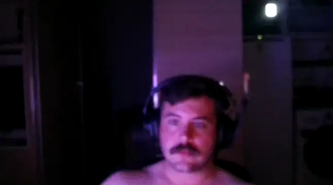 Snapshot of xk90072 chatting on February 24, 2:30 am xk90072 online show from February 24, 2:30 am