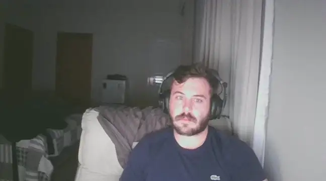 Snapshot of xk90072 chatting on January 7, 3:58 am xk90072 online show from January 7, 3:58 am