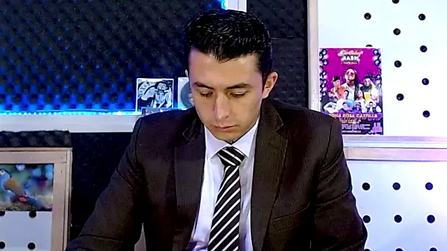 Snapshot of Darko0717 chatting on February 4, 2:32 pm Darko0717 online show from February 4, 2:32 pm