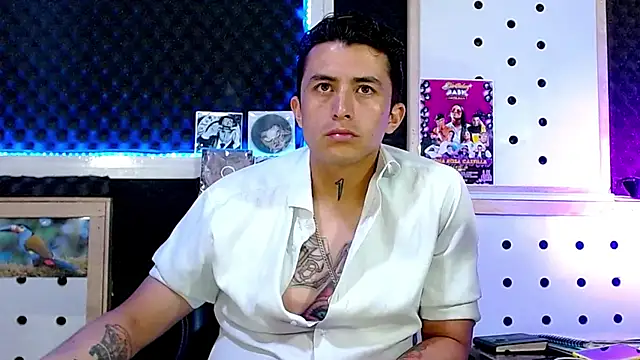Snapshot of Darko0717 chatting on February 5, 4:15 pm Darko0717 online show from February 5, 4:15 pm