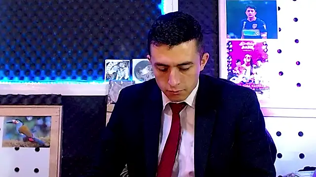 Snapshot of Darko0717 chatting on February 23, 12:32 pm Darko0717 online show from February 23, 12:32 pm