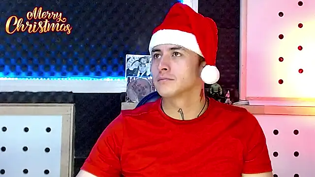 Snapshot of Darko0717 chatting on December 24, 3:05 pm Darko0717 online show from December 24, 3:05 pm