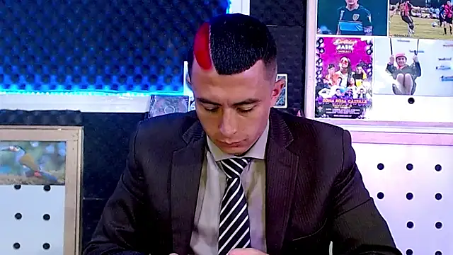 Snapshot of Darko0717 chatting on March 17, 2:58 pm Darko0717 online show from March 17, 2:58 pm