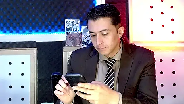 Snapshot of Darko0717 chatting on December 22, 3:11 pm Darko0717 online show from December 22, 3:11 pm