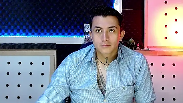 Snapshot of Darko0717 chatting on December 26, 2:48 pm Darko0717 online show from December 26, 2:48 pm