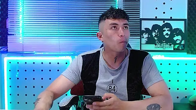 Darko0717 online show from June 21, 12:16 am