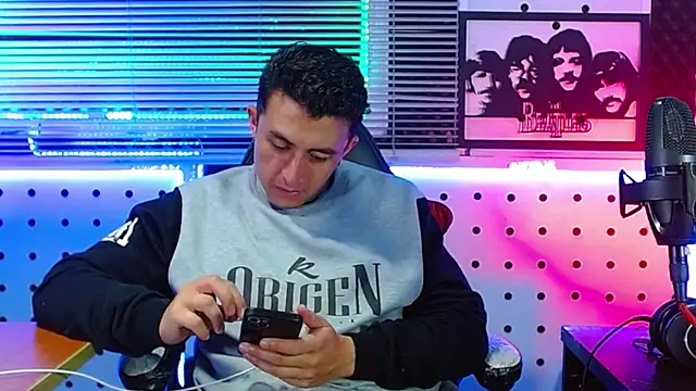 Darko0717 online show from June 17, 12:45 am