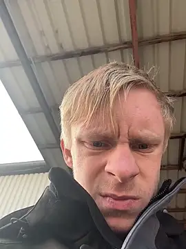 schwanzgranate online show from February 10, 2:26 pm