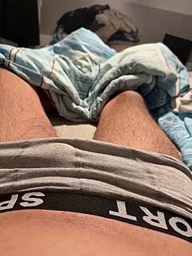 spritzerboy23 online show from March 6, 7:55 pm