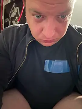 matz1988 online show from May 10, 8:21 pm