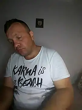 Snapshot of Bury0117 chatting on September 29, 12:03 pm Bury0117 online show from September 29, 12:03 pm