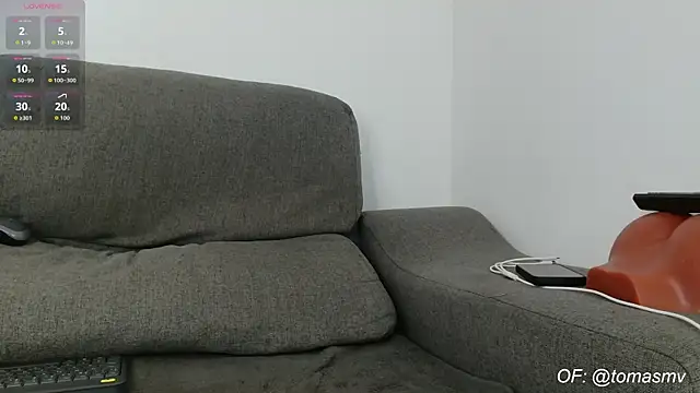 Snapshot of Tomasshelby_ chatting on September 28, 4:49 pm Tomasshelby online show from September 28, 4:49 pm