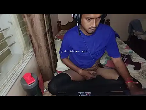 Snapshot of Sexypavi09 chatting on October 23, 6:33 pm Sexypavi09 online show from October 23, 6:33 pm