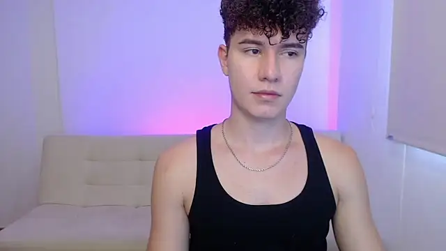 adrian morelly online show from April 25, 7:22 pm