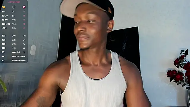 DannSmmith online show from April 8, 4:57 am