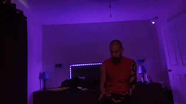 Snapshot of BDDuncanAbaddon chatting on October 19, 9:18 pm BDDuncanAbaddon online show from October 19, 9:18 pm