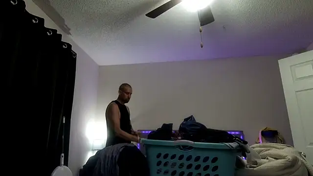 Snapshot of BDDuncanAbaddon chatting on October 17, 2:26 am BDDuncanAbaddon online show from October 17, 2:26 am