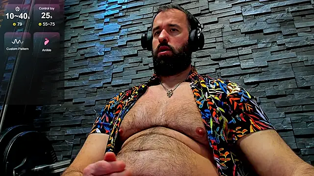 Snapshot of David_Big_Daddy chatting on February 22, 7:10 pm David Big Daddy online show from February 22, 7:10 pm