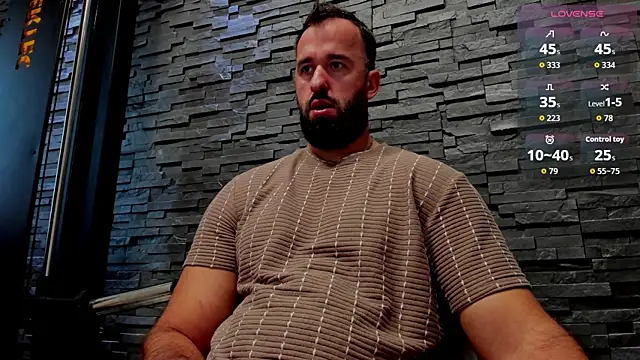 Snapshot of David_Big_Daddy chatting on October 22, 9:46 am David Big Daddy online show from October 22, 9:46 am