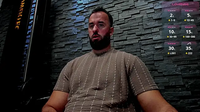 Snapshot of David_Big_Daddy chatting on October 16, 1:57 am David Big Daddy online show from October 16, 1:57 am