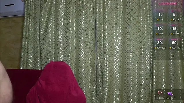 Snapshot of Artem_Dzyuba chatting on October 29, 10:13 pm Artem Dzyuba online show from October 29, 10:13 pm