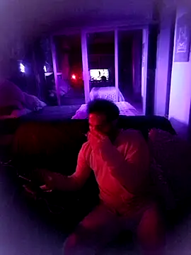 pibelatinboy online show from July 4, 4:37 am