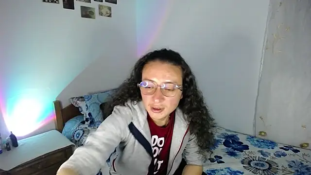 monkeywillwhite online show from March 2, 4:12 am