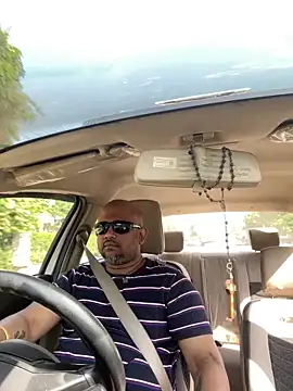 Dick 6inches online show from April 18, 3:52 am