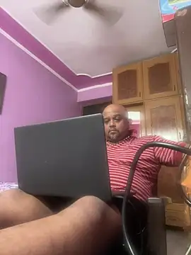 Dick 6inches online show from August 4, 7:14 am