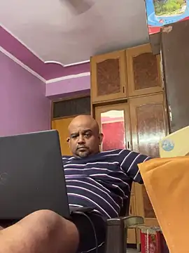 Dick 6inches online show from June 23, 8:30 am