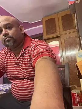 Dick 6inches online show from June 17, 10:17 am
