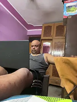 Dick 6inches online show from April 27, 1:19 pm