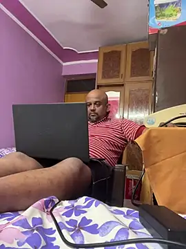 Dick 6inches online show from June 15, 9:01 am