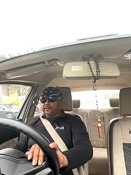 Snapshot of Dick_6inches chatting on October 30, 7:21 am Dick 6inches online show from October 30, 7:21 am